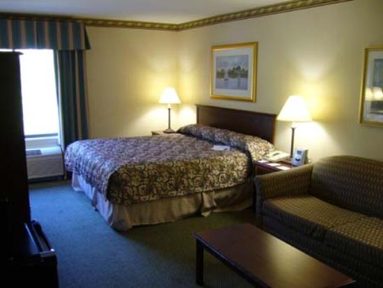 Holiday Inn Express Middletown 02